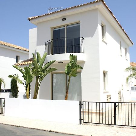Palm Tree Villas Протарас Екстериор снимка