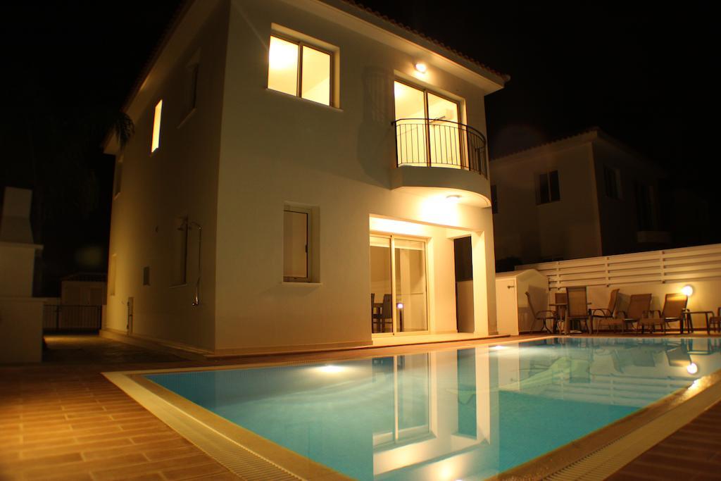 Palm Tree Villas Протарас Екстериор снимка