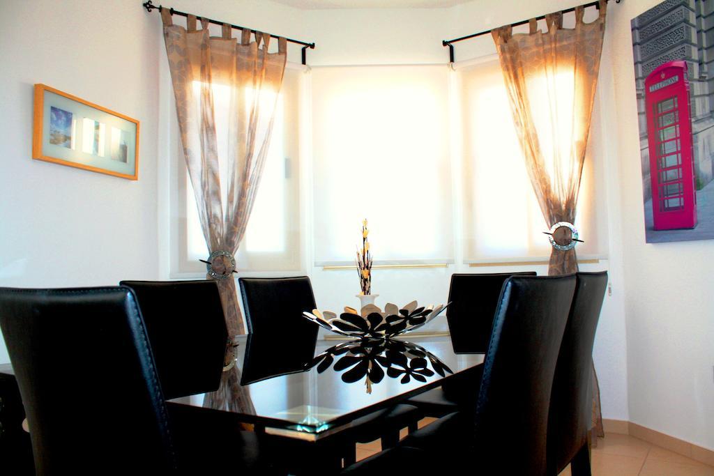 Palm Tree Villas Протарас Екстериор снимка