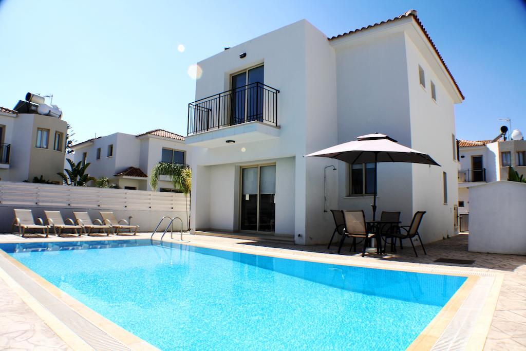 Palm Tree Villas Протарас Екстериор снимка